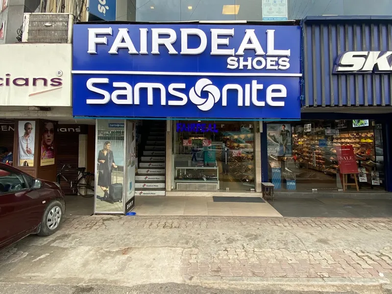 Fairdeal Shoes Samsonite Luggage