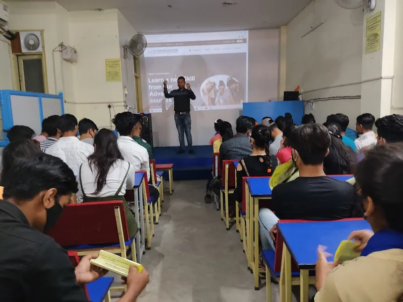 IIT Computer Education Yamuna Vihar