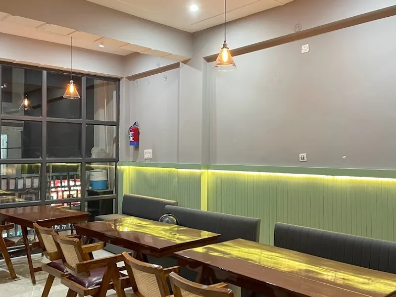 9 Hills Restaurant and cafe