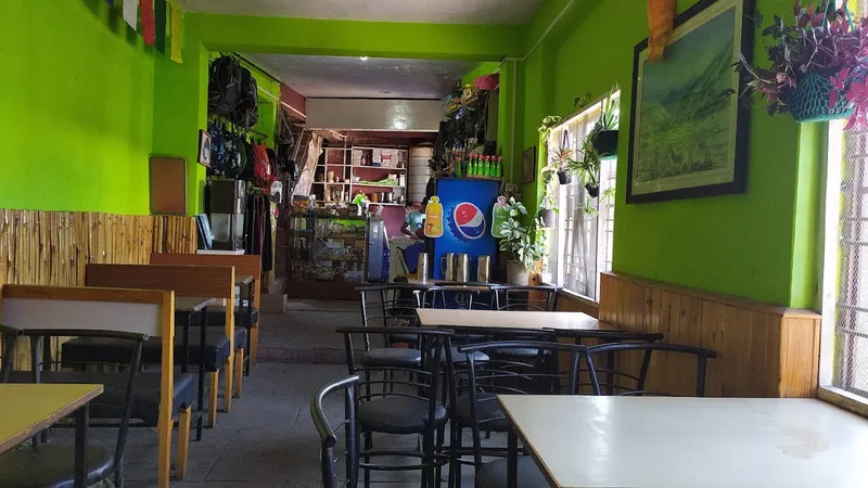 Khampa cafe