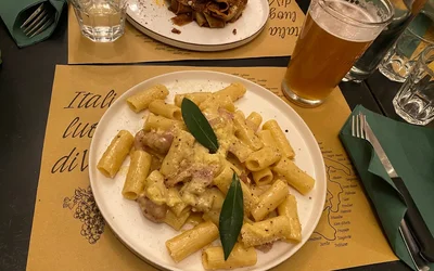 Lista 5 rigatoni alla carbonara a Porta Genova Milano