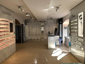 I Migliori 17 negozi di ottica a Milano