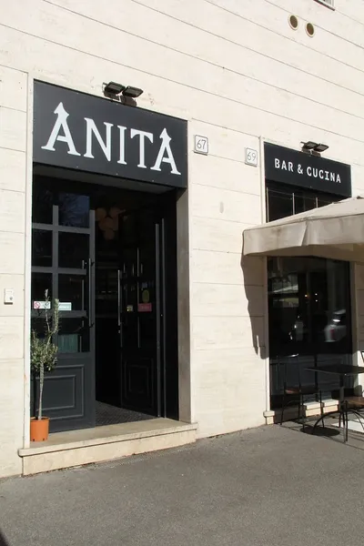 Anita Monteverde | Bar & Cucina