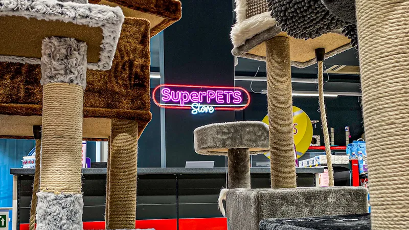SuperPETS store