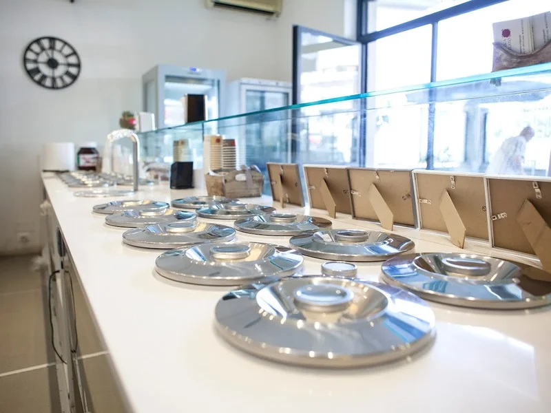 Gelateria - La Fabbrica Di Gelato