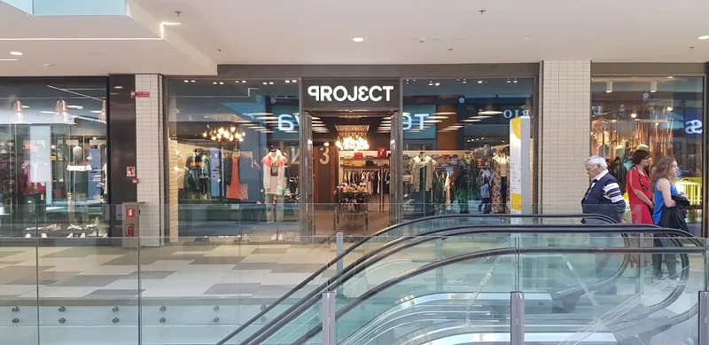 PROJ3CT store c.c. Aura