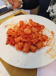 rigatoni alla carbonara a Appio-Latino Roma