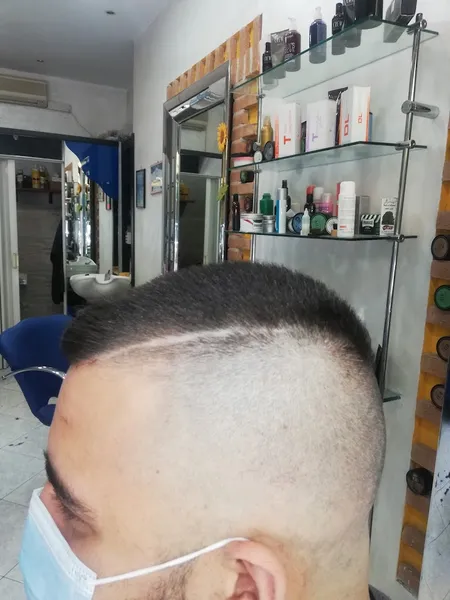 Max effetto uomo barber