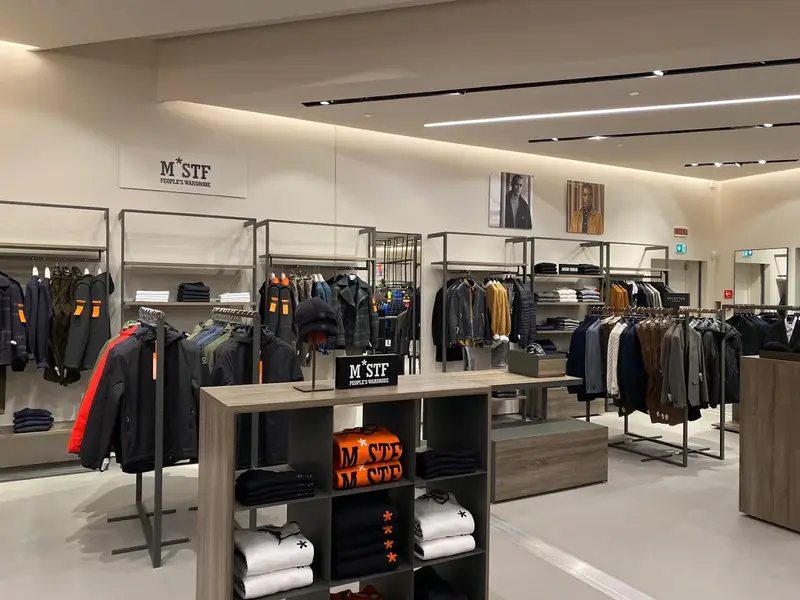 Pellizzari Negozi Moda Maximo