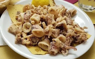 Lista 6 rigatoni alla carbonara a Genova