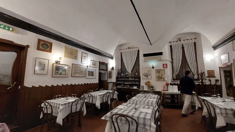 Trattoria La Santa