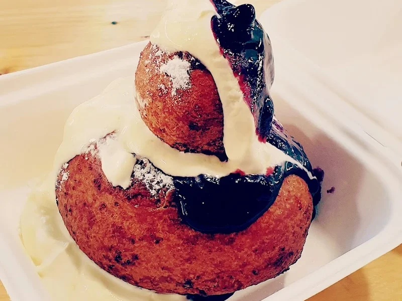 Rustic Shaorma e Papanasi