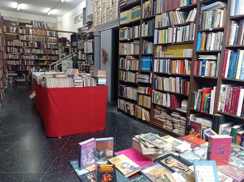 Books in the Piazza