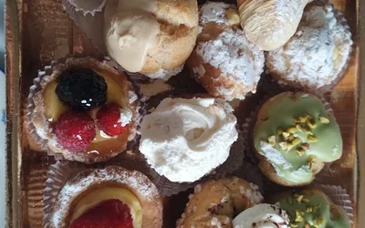 Lista 8 pasticcerie a Sestri Ponente Genova