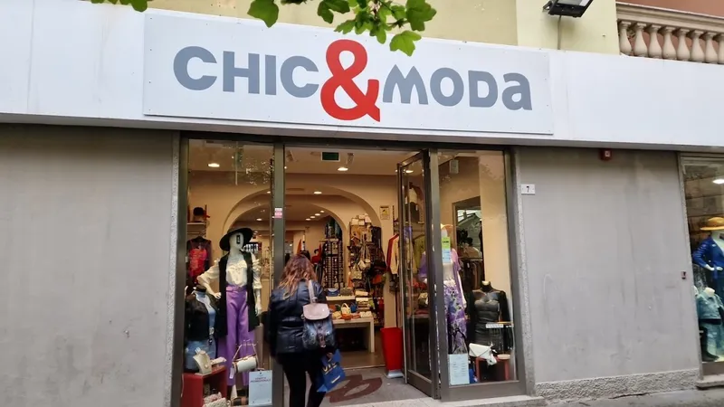 Chic & Moda