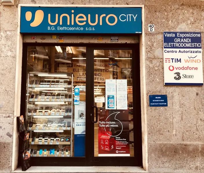 Unieuro City