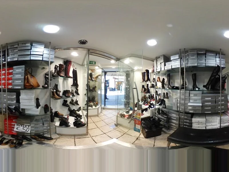 Le Touche Di Panelli Christian