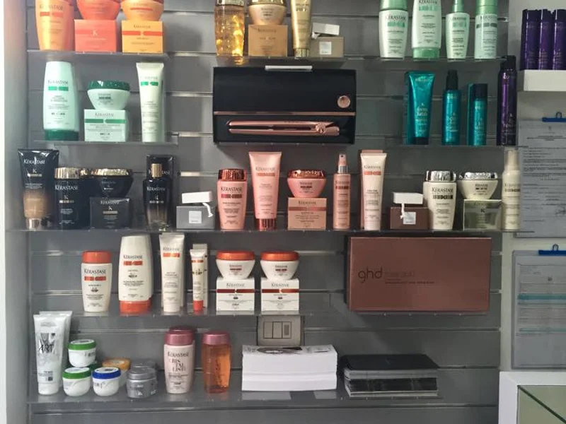 Cut & Curl Acconciatori Torino