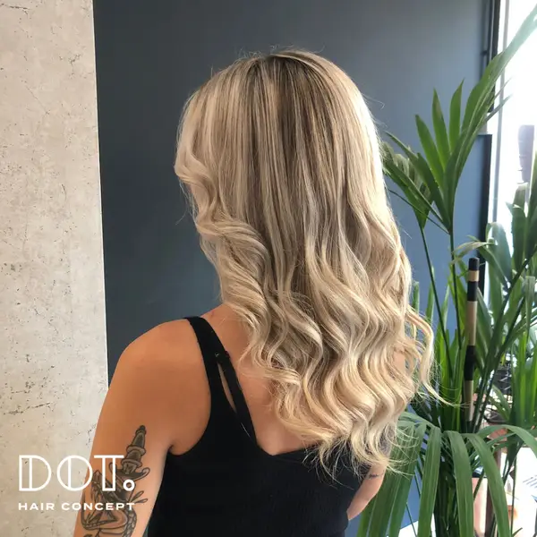 Dot Hair Concept Parrucchieri