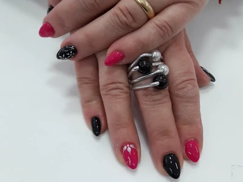 divina estetica solarium