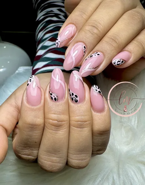 LeslyMori_Nails & beauty_