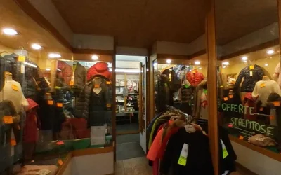 I Migliori 10 negozi di abbigliamento da donna a Molassana Genova