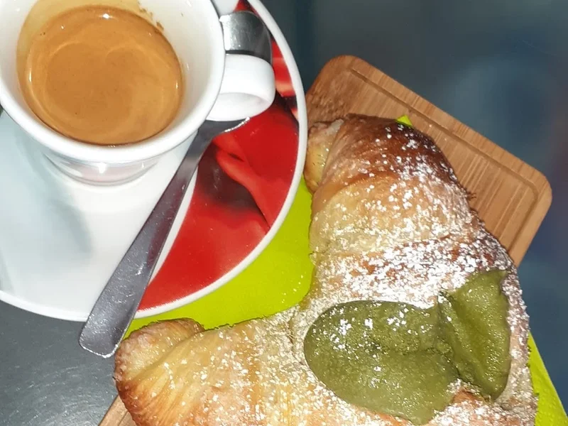 Bar Boom - Food & Drink