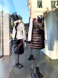 Lista 17 negozi di abbigliamento da donna a Nervi Genova