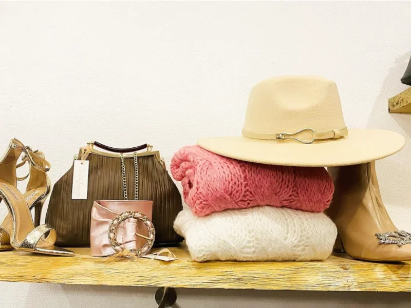 Camilla Zozzaro Abbigliamento