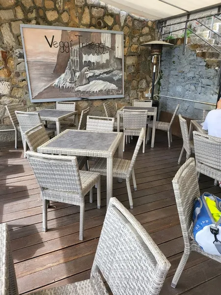 Vecchi Trogoli Beach Bar