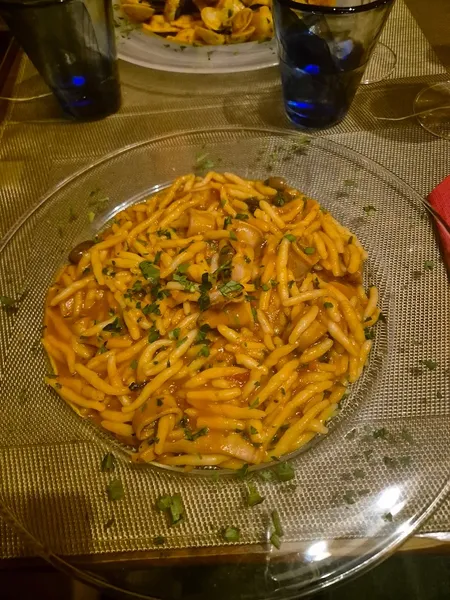 Le Mani In Pasta