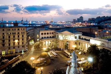 Lista 15 albergo a Prè Genova