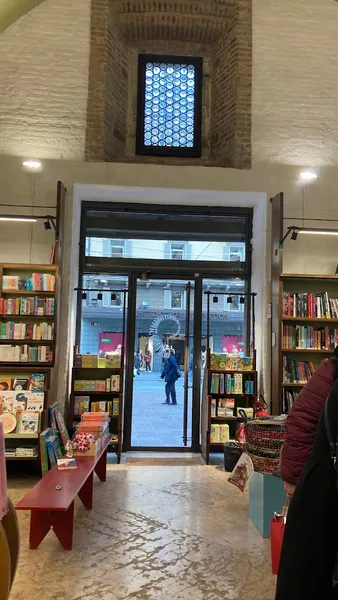 Libreria Giannino Stoppani