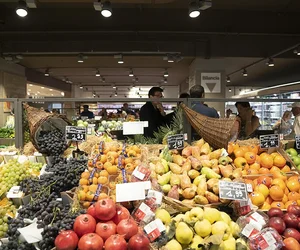 negozio di alimentari a Catania