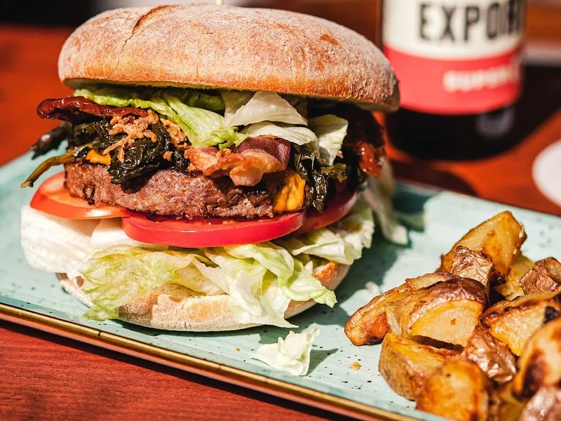 The Stuart, Scottish Pub