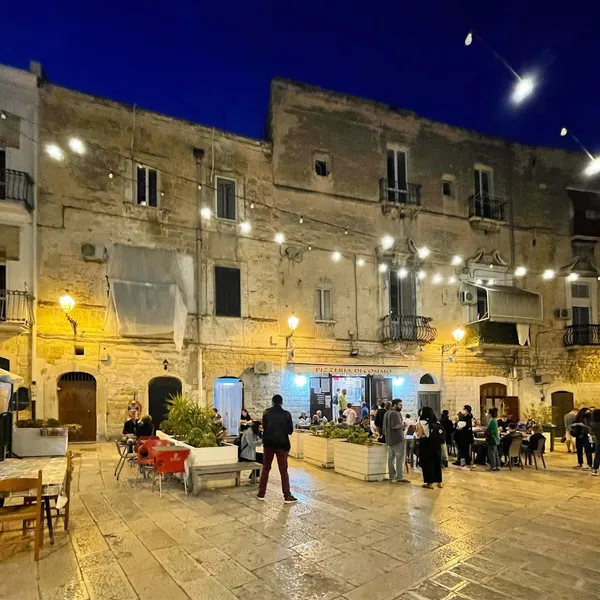 Largo Albicocca - Piazza degli Innamorati