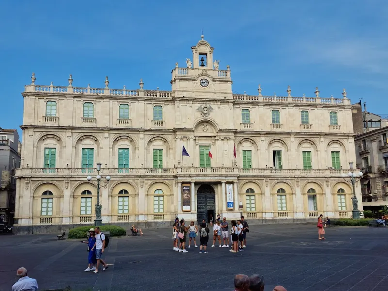 Piazza Università