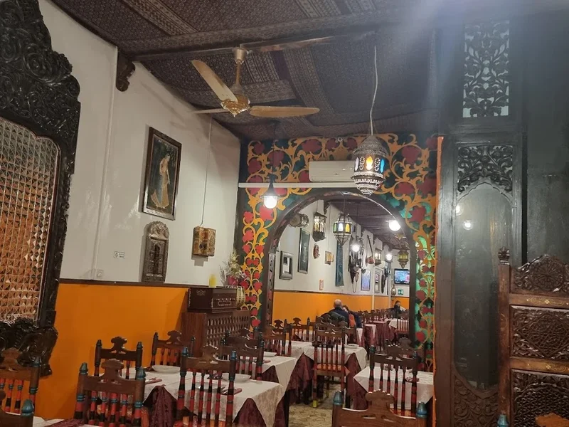 Taj Mahal Ristorante Indiano Halal Food