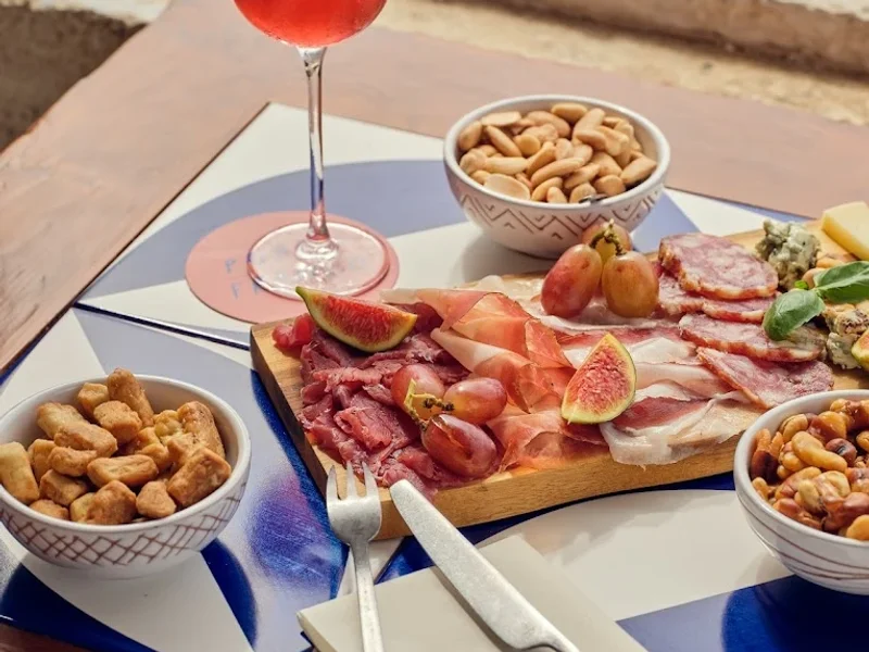 Porto Franco - Vino, Cibo e Santi Spiriti