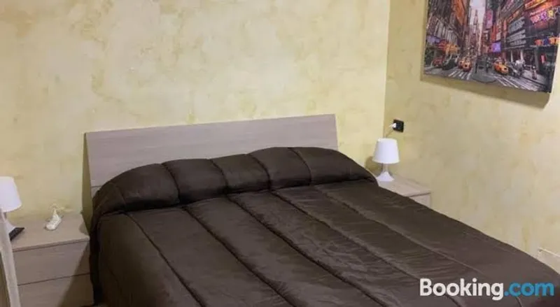 Airport Bedroom House