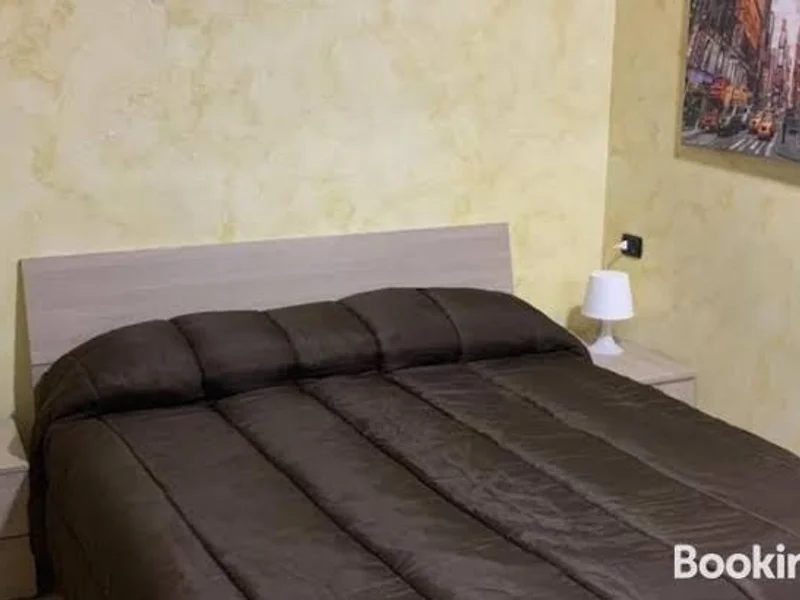 Airport Bedroom House