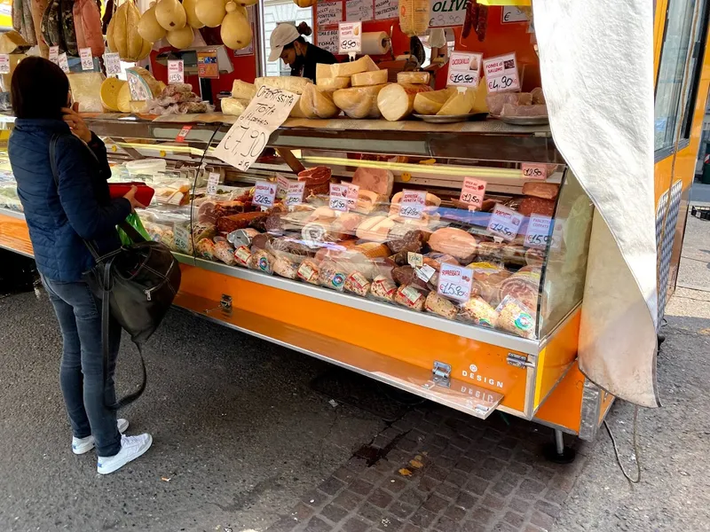 Mercato di Corso Racconigi