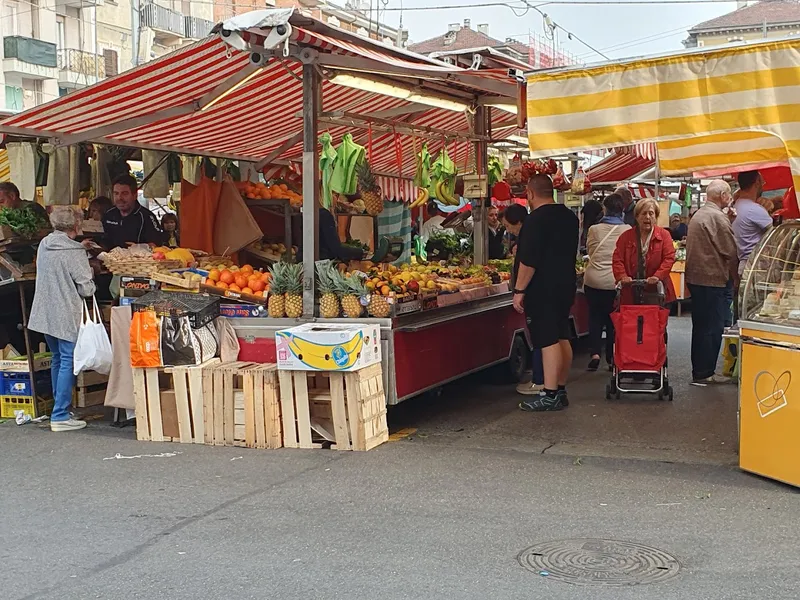 Mercato Piazza della Vittoria