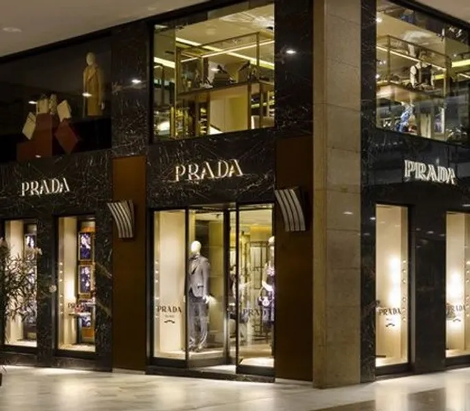 PRADA Bologna Galleria Cavour