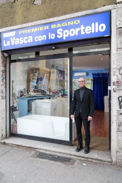 Bagno Facile - Vasca con lo sportello