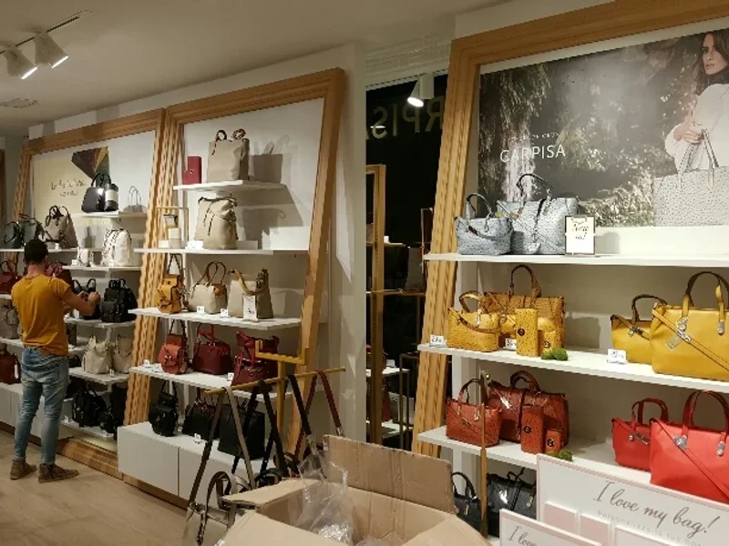 Megastore CARPISA GO