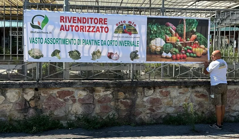 Botanikos | Vivaio Roma Nord | Rivenditore: "Orto Mio" Barbecue "Weber" Irrigazione automatica "Gardena" e "Claber"