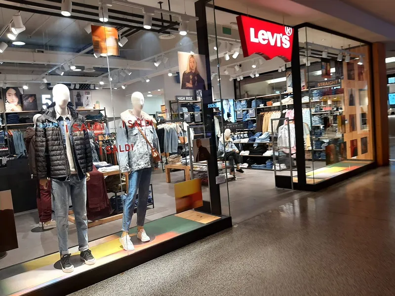 Levi's