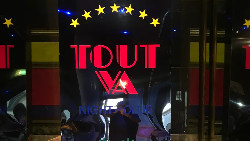 TOUT VA la nuit