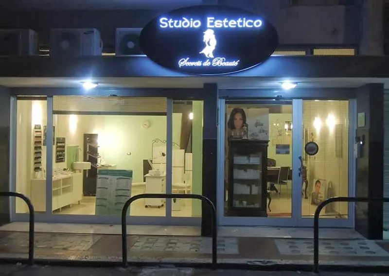 Sopracciglia d 'autore Laura Fio Microblading Bari Estetica & Dermopigmentazione